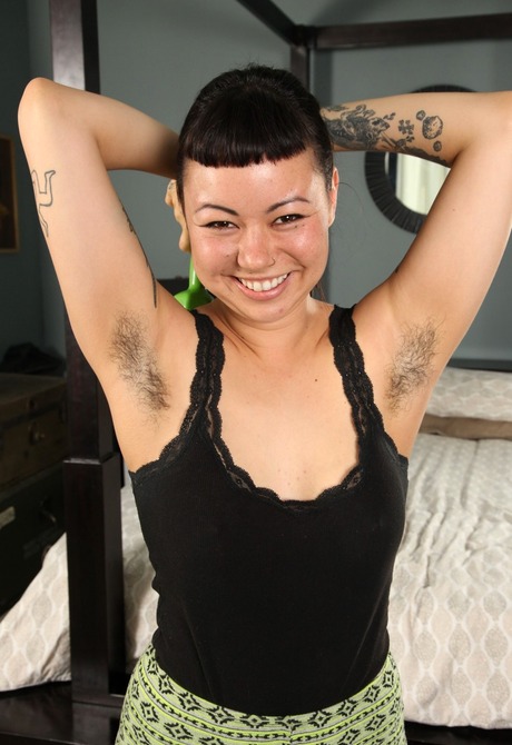 Furry tattooed Tatum gets naked and naughty in the floor