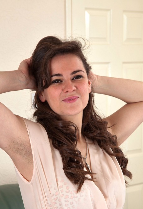 Thick girl Amelia is so bushy her panties cannot hold it in - 2 of 16