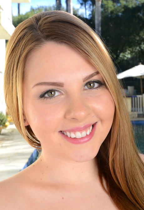 Flawless Cali lifts her dress to expose her unshaved pussy - 2 of 16