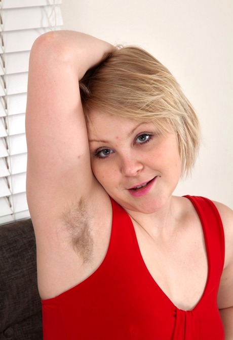 Chubby natural blonde Daniella showing hairy pussy in heels - 7 of 16