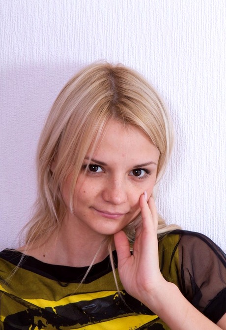 Busty amateur teen Eolita showing hairy pussy in bedroom - 2 of 16