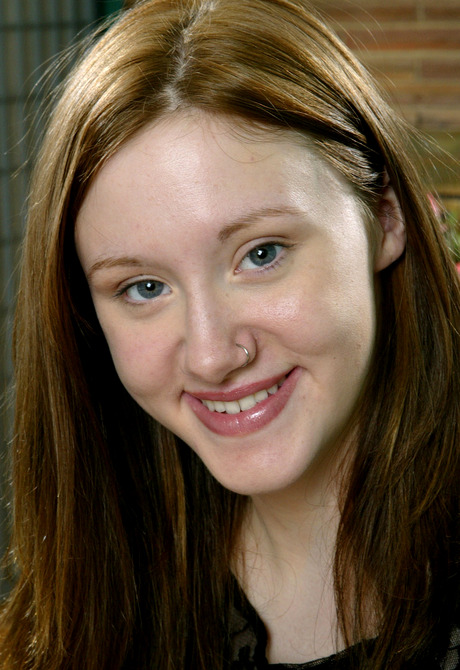 Pretty pale Jennifer pulls off her panties to toy her muff - 2 of 15