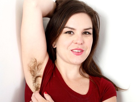 Gorgeous brunette Juliette shows her hairy pits and snatch - 2 of 16