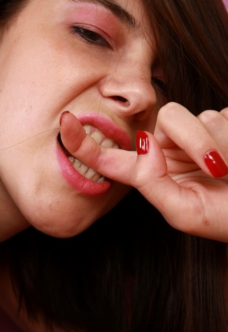 Natural curvy amateur Kristina pulling thick hairy bush - 9 of 16