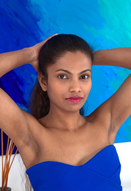 Exotic dark skinned Lila strips and flaunts her hairy monkey - 2 of 16