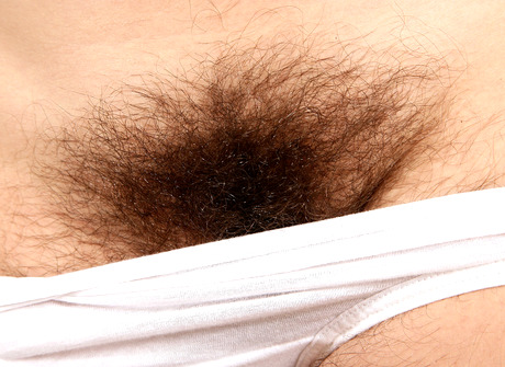 Hairy natural brunette Loretta spreading her furry snatch - 8 of 15