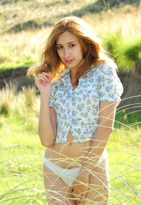 Mariana by WB Photo - 2 of 16