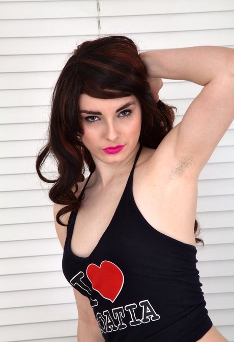 Melody Wilde - 4 of 16