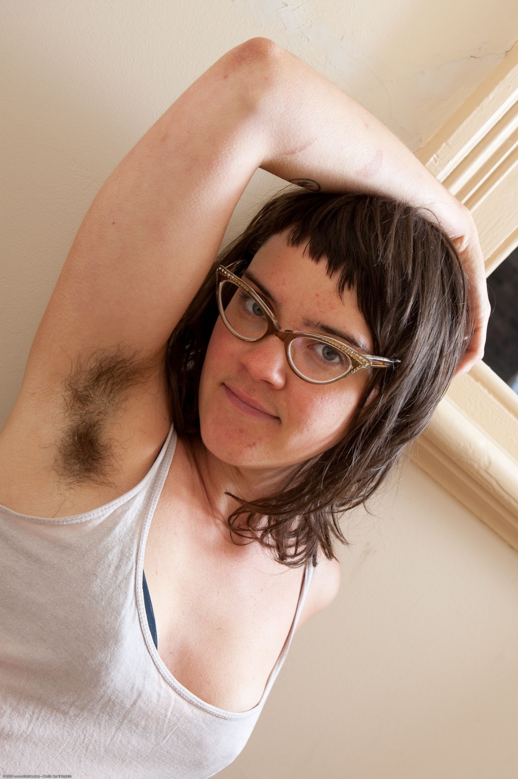 Hairy Amateur Mona Photo Nudeandhairy Com