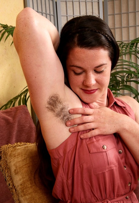 Chubby babe Paulette teases with her fuzzy pits and snatch