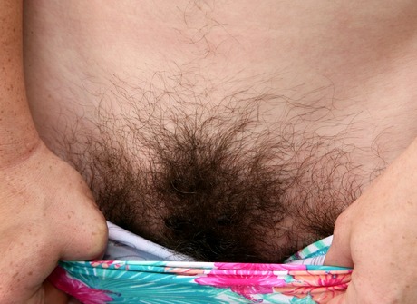 Chubby brunette Paulette exhibits her hairy pits and bush - 5 of 16