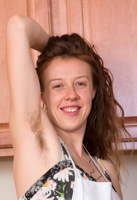 Cute flirty girl Roxy loves to flaunt her shaggy fire crotch - 2 of 16