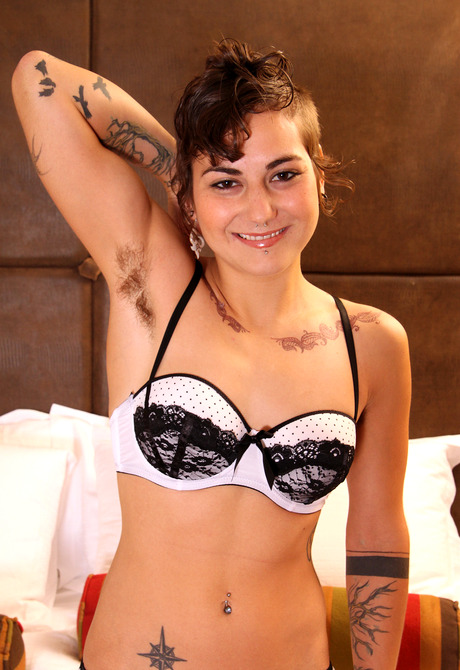 Sexy little Sasha flaunts her furry pits and hairy pussylips