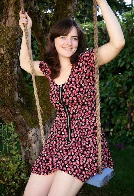 Sweet gentle Snow lets her bushy beaver loose on the swing