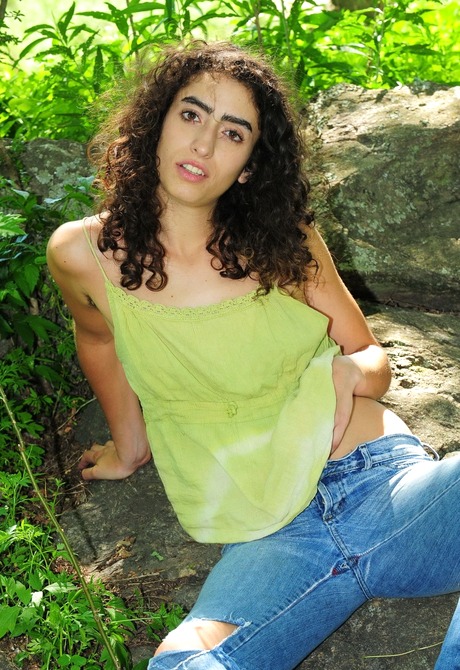 Uma by WB Photo - 2 of 15