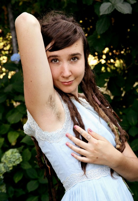 Urtica by R Williams - 3 of 15