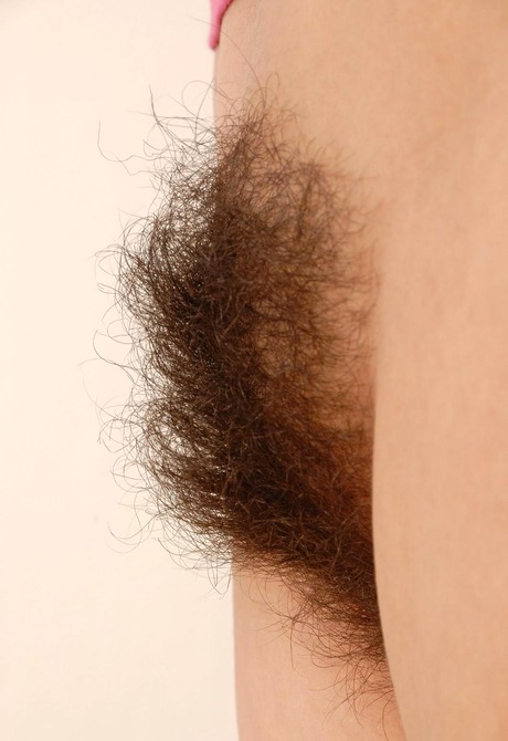 Brunette Vendula shows her hairy snatch while working out - 13 of 15