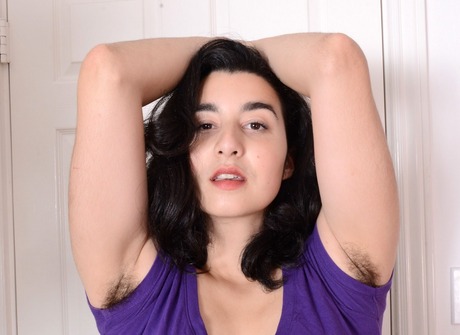 Dark haired Wara shares her hairy pits and thick fluffy muff - 2 of 16