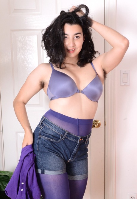 Dark haired Wara shares her hairy pits and thick fluffy muff - 3 of 16