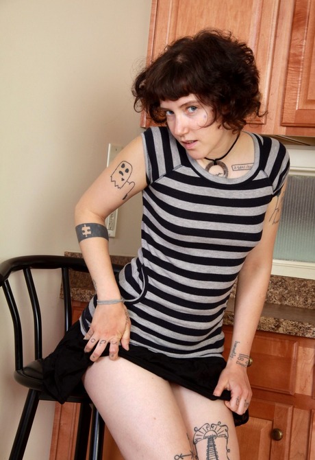 Wynd Mulysa by Tom Mayes - 2 of 15