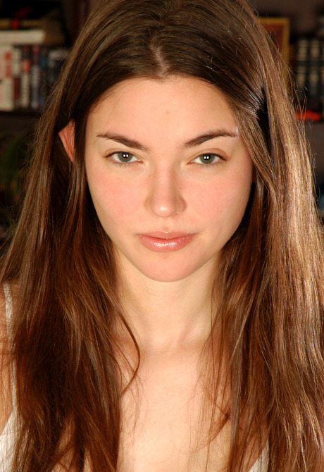 Babe with a navel piercing Josie nude slowly removes jeans to reveal hairy pussy - 2 of 12