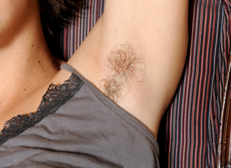 Furry amateur Joe showing super hairy legs and pussy