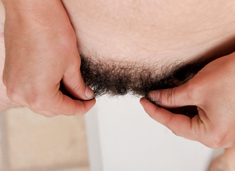 All natural amateur Ceejay showing her hairy armpits - 15 of 16