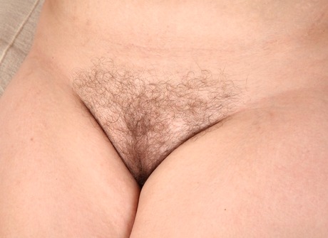 Chubby natural amateur Kayleigh Wilde spreading hairy pussy - 15 of 16