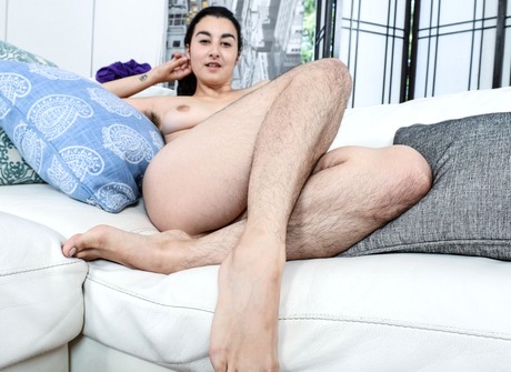 Sexy Wara shows off her unshaved pits and scary hairy crotch - 11 of 16