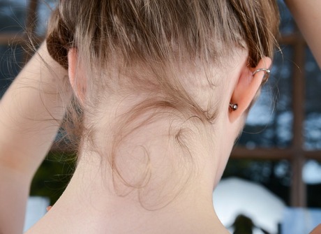 Nice natural Apricot Pitts showing her sweet hairy muff - 9 of 16