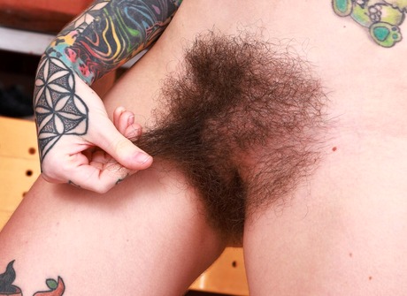 Tattooed amateur Pearl Sage teasing thick bush in panties - 13 of 16