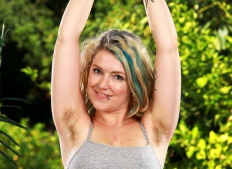 Hairy amateur Apricot Pitts teasing outdoors in bra and panties - 4 of 16