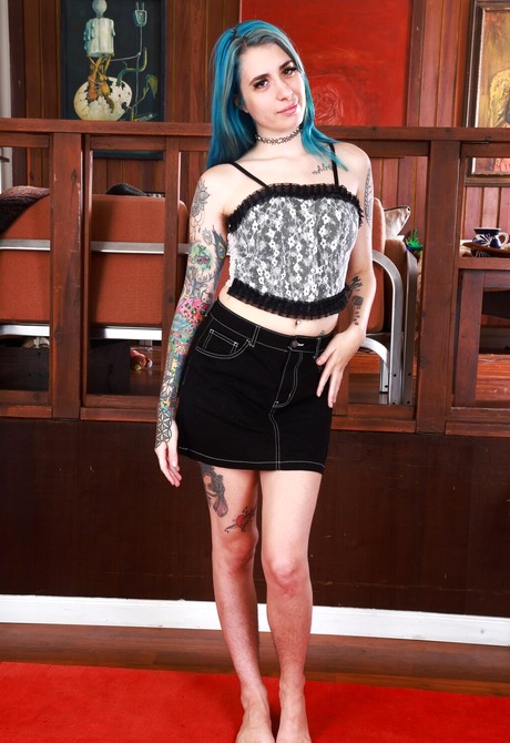 Pearl Sage flaunts her thin crisp tattoed body and hairy pussy