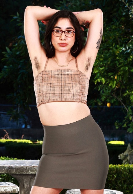 Mature hairy amateur Lucy Sunflower undressing and posing nude - 2 of 16