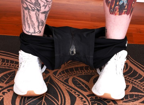 Tattooed babe Apricot Pitts seduces you by stripping before hairy pussy teasing - 6 of 16